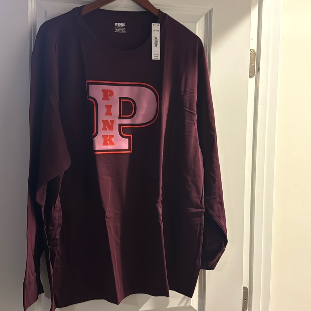 Brand New Victorias Secret Pink shirt🔥🔥🔥
